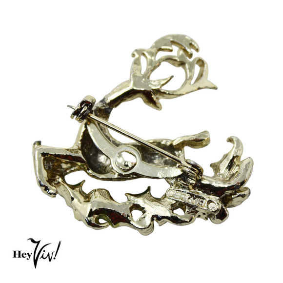Vintage Signed Gerry's Stag Reindeer Pin Brooch w Christmas Holly 1.5" - Hey Viv - Picture 3 of 7